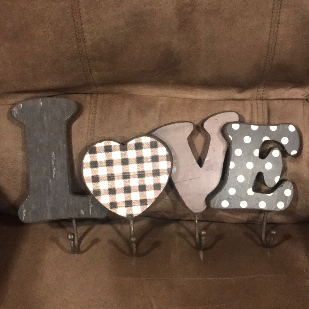 New “Love” Hanger